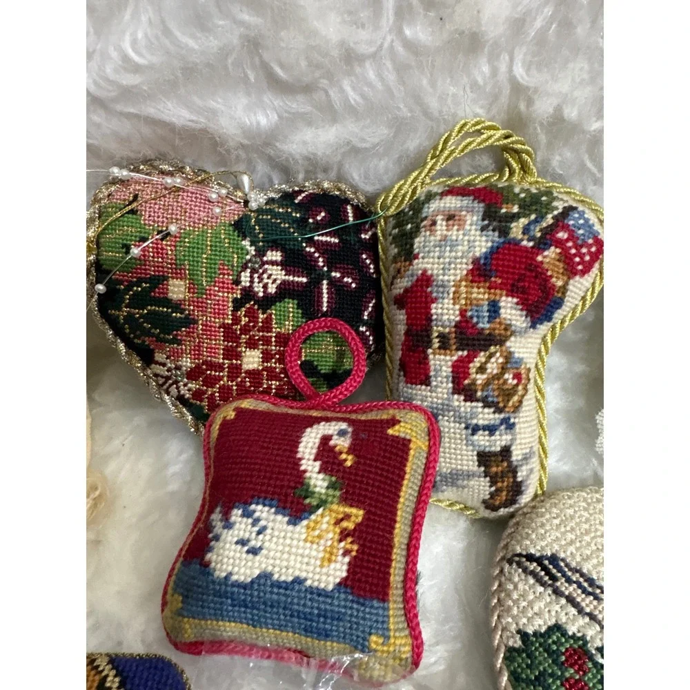 Vintage Ornament Grandma Needlepoint Santa Nativity Multi Excellent Decor